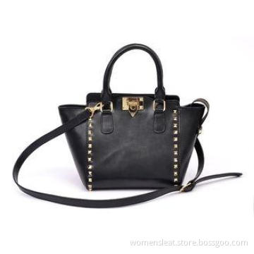 Black Trapaze Bag Womens Leather Tote Bags with Signature H